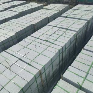 揭阳 芝麻白1.8公分火烧300*600地铺，清仓大甩卖