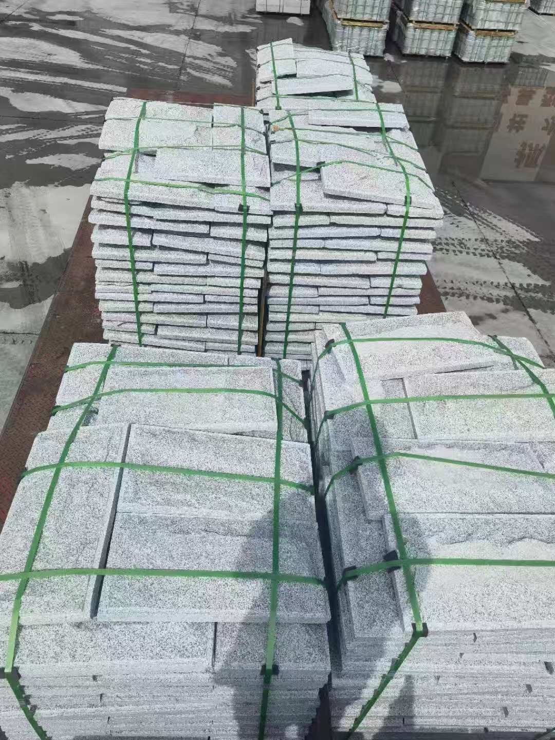 揭阳 芝麻白蘑菇石装车出货