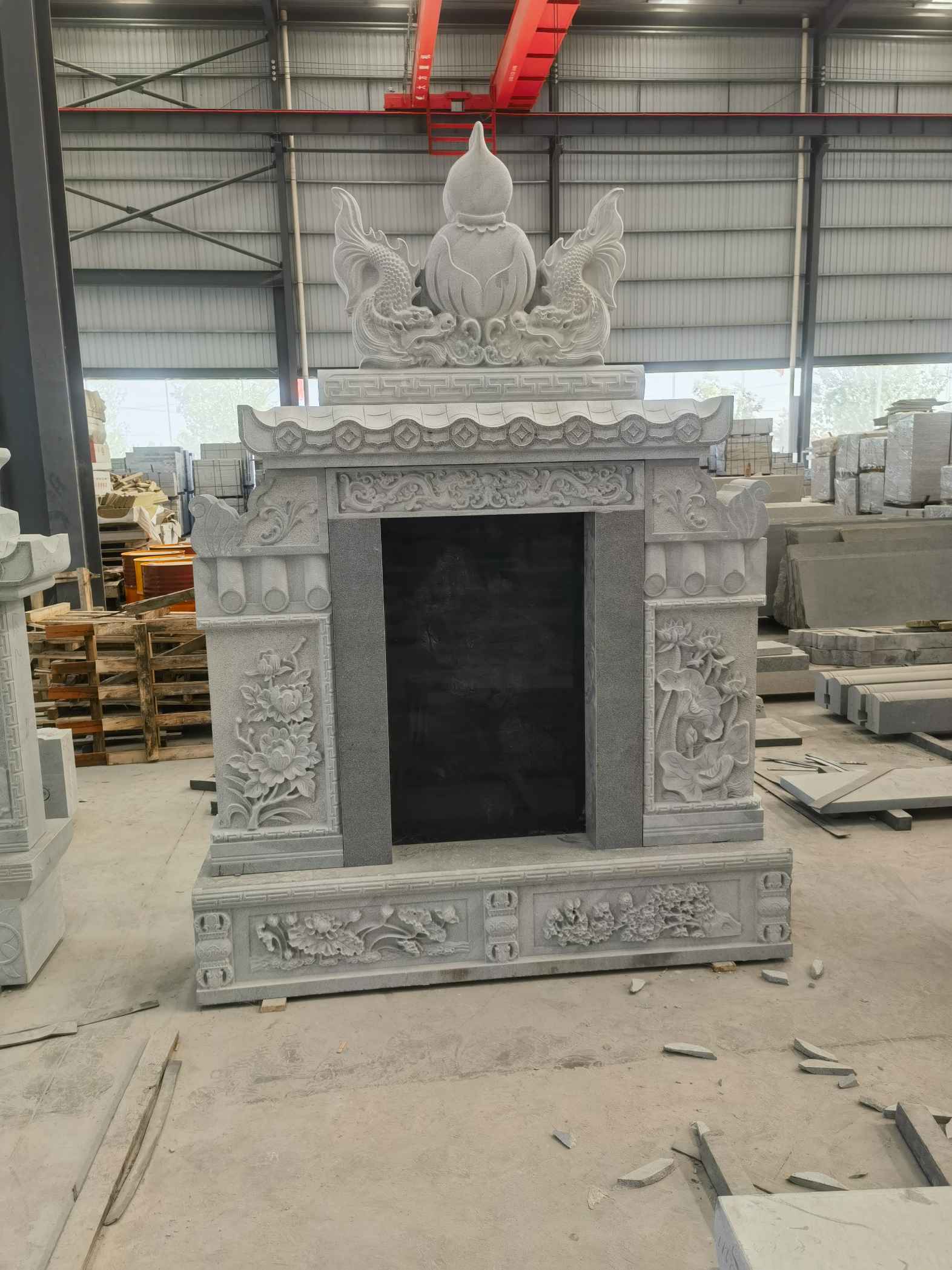 揭阳 芝麻灰高档墓碑、土墓，一套也支持定做