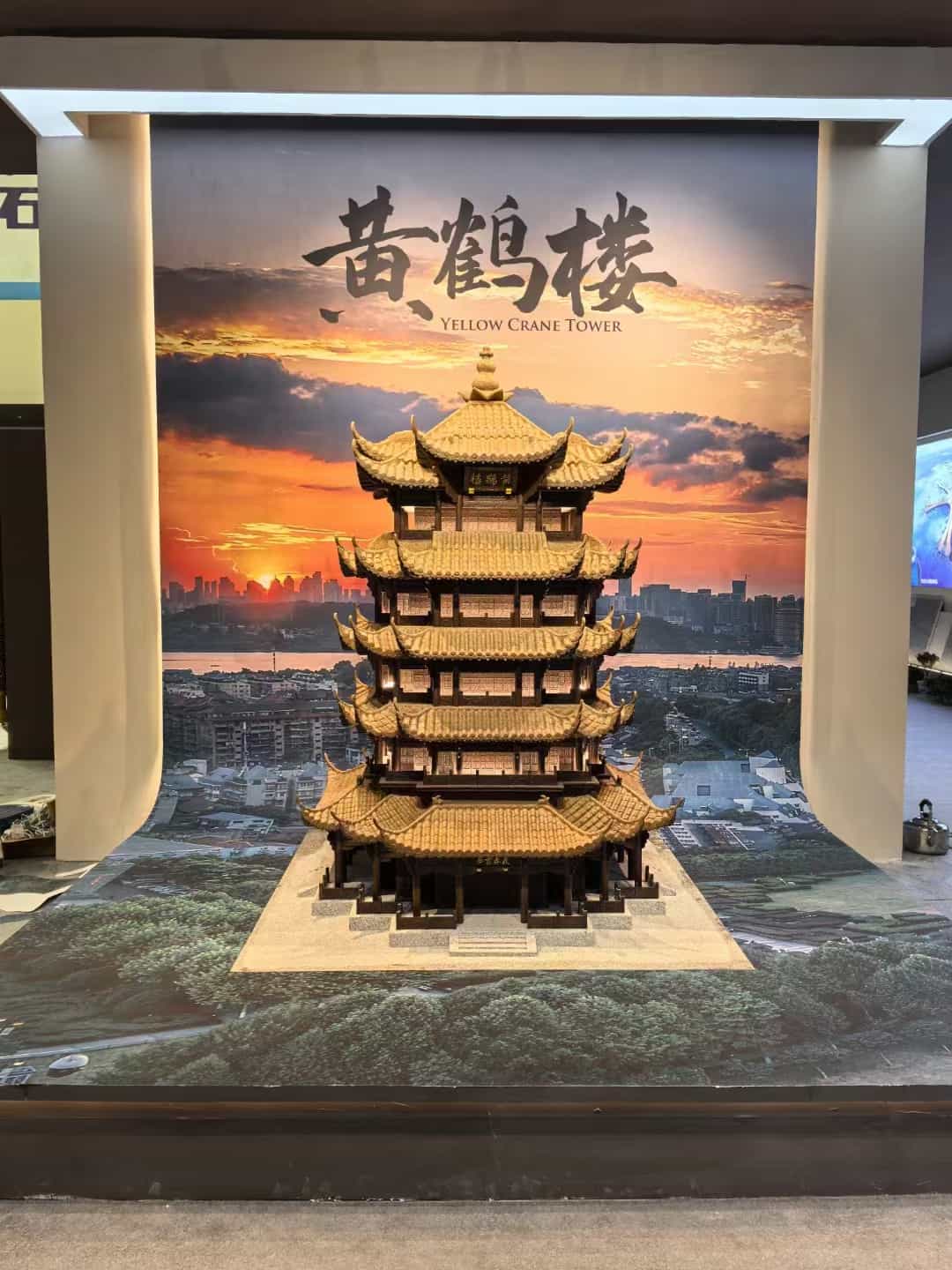 揭阳仿古石文创作品-黄鹤楼