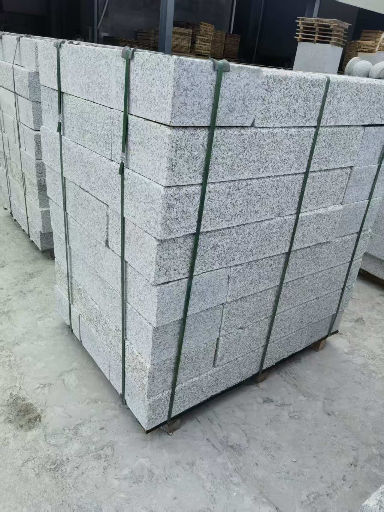 揭阳 芙蓉白火烧两面路沿石